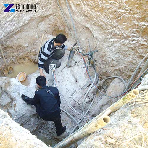 hydraulic concrete splitter application